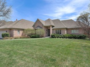 925 Knollwood Rd, Deerfield, IL 60015