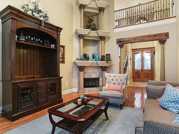 2nd image of 36156 Pleasant Hills Ct