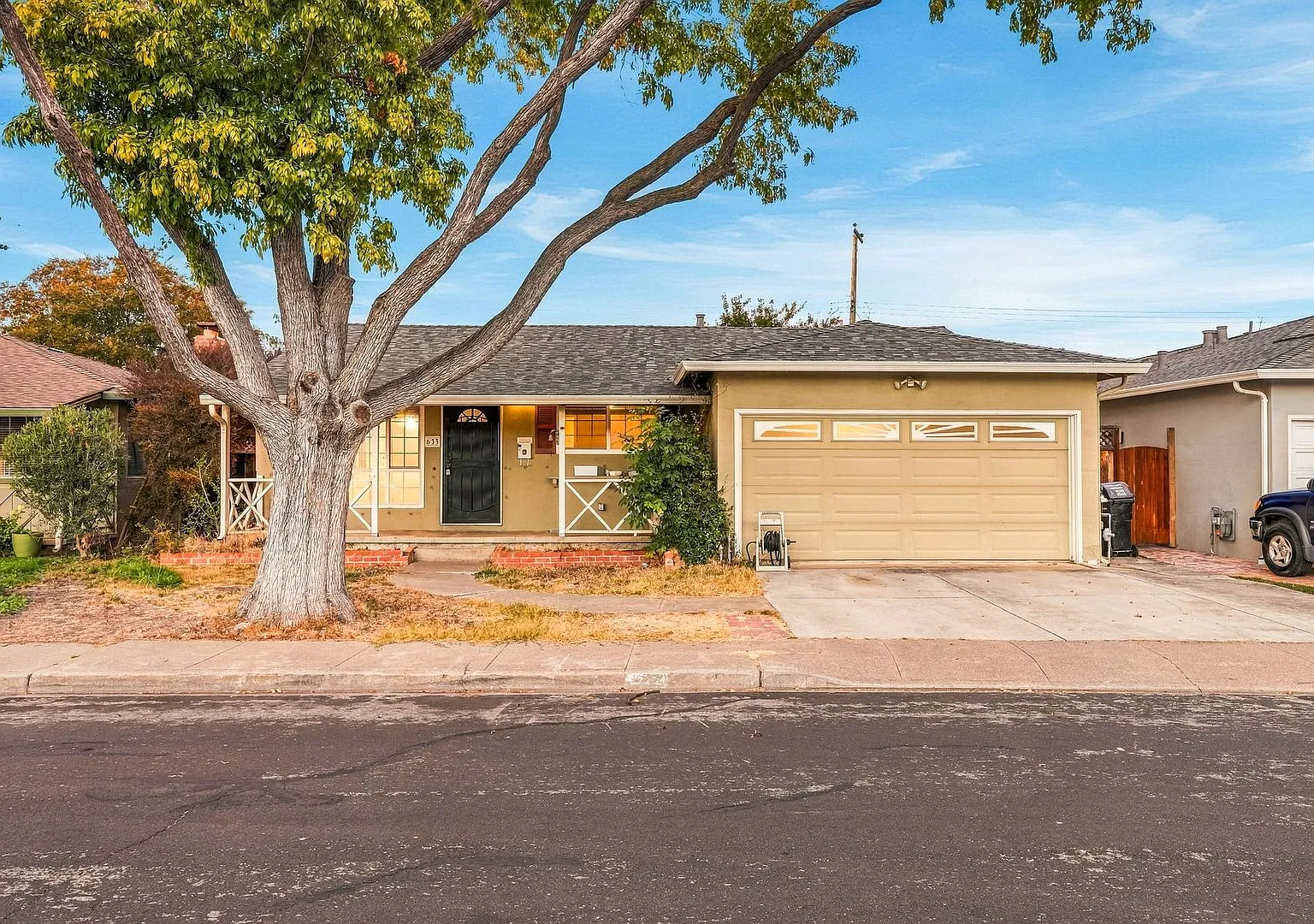 Updated Kitchen & Classic charm in Santa Clara — Photo 1