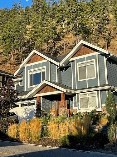 284A Upper Canyon Dr N Photo 1