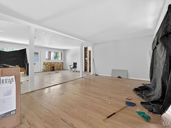 5th image of 4 Cameo Ct
