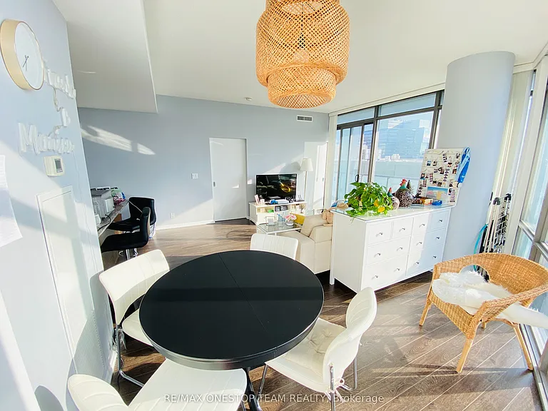 832 Bay St #1603 — Photo 6