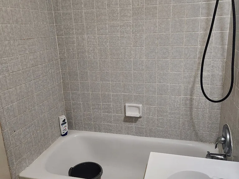 35 Madrone Ave #A — Photo 18