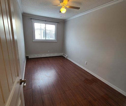 4th image of 11915 106th St NW #201