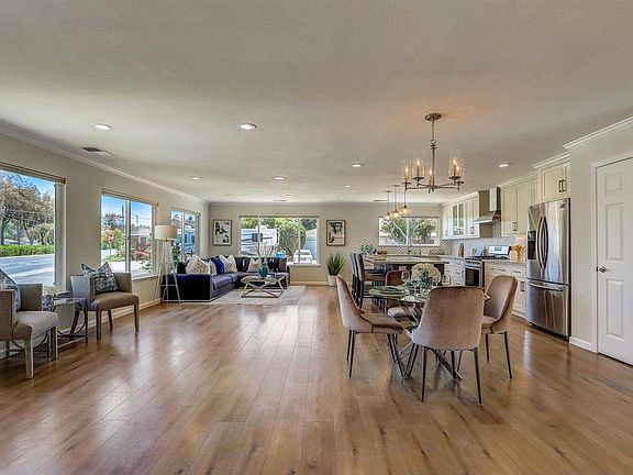 4th image of 2278 Calabazas Blvd