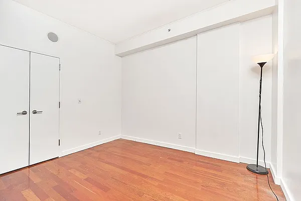 Rented by REAL New York | media 43