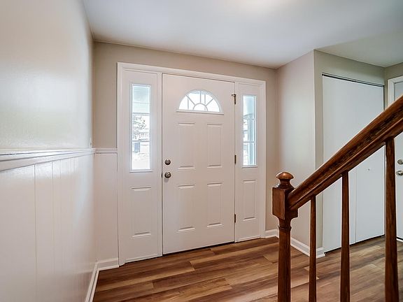 5th image of 4052 Butterwood Ct