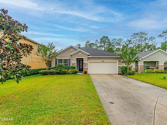 3rd image of 129 Grande Berwick Ct