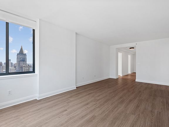 3rd image of 800 Avenue Of The Americas APT 26G