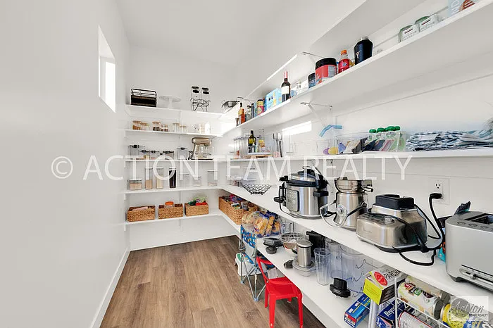 1722 W Oakridge Dr — Photo 24