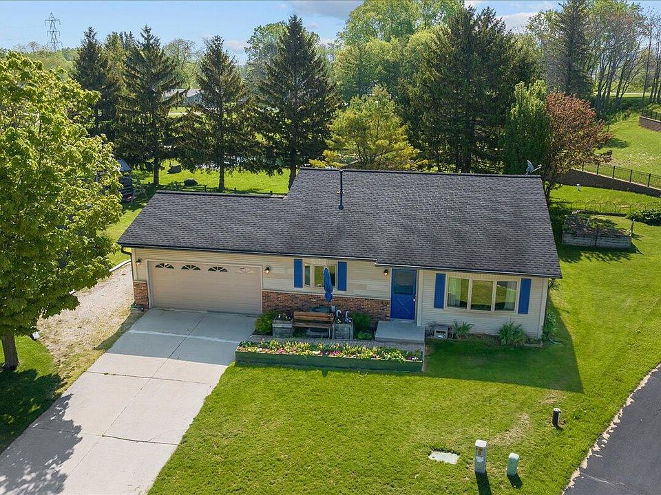 1st image of 1093 Bilgos COURT