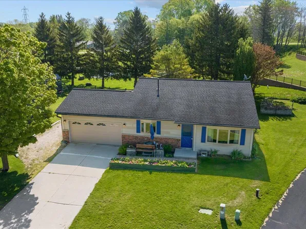 1093 Bilgos COURT, Plymouth, WI 53073