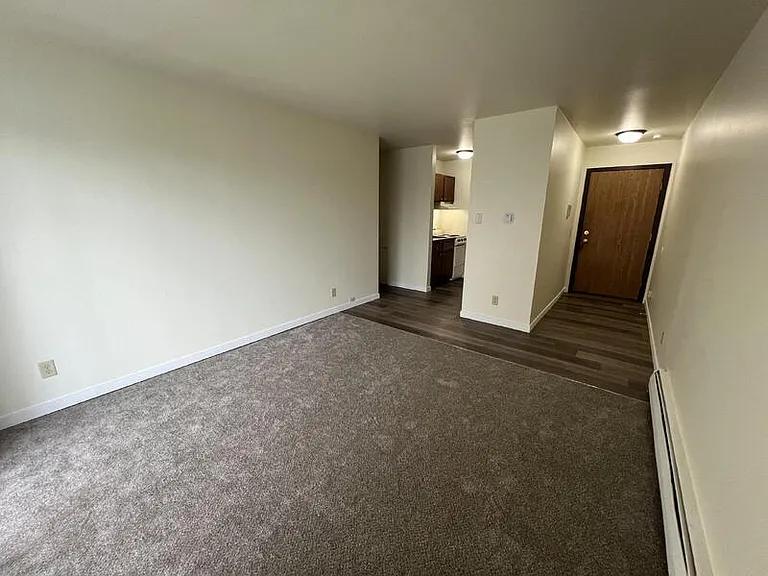 2222 Independence Ln #6 — Photo 5