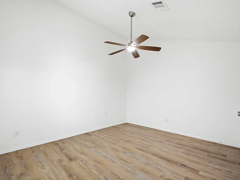 19407 Enchantford Ct — Photo 34