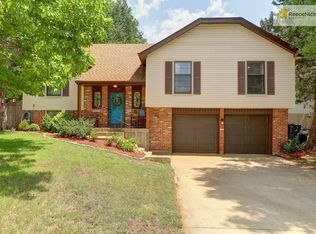 13901 S Sycamore St, Olathe, KS 66062
