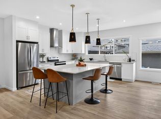 6127 Carr Rd NW, Edmonton, AB T5E 6X5