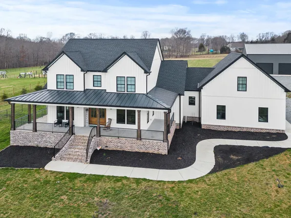 1155 Maxwell Branch Rd, Cottontown, TN 37048