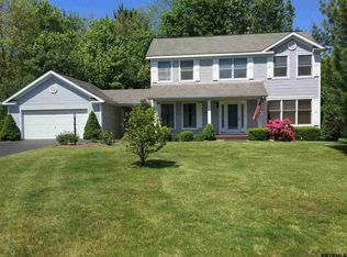 2 Cabot Way, Halfmoon, NY 12065