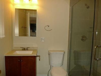 2nd image of 1610 N Bosworth Ave APT 2