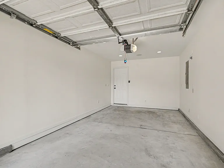 201 Buckboard Ln — Photo 19