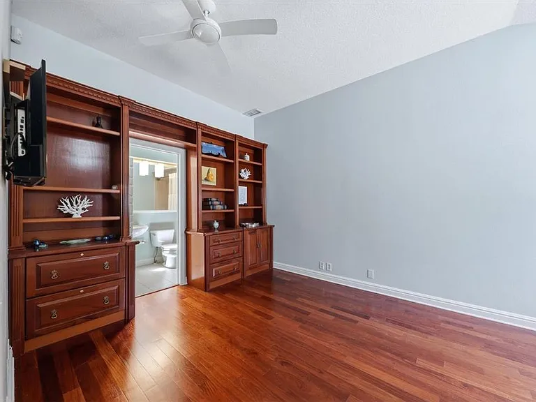 200 Cocoanut Ave #5 — Photo 21