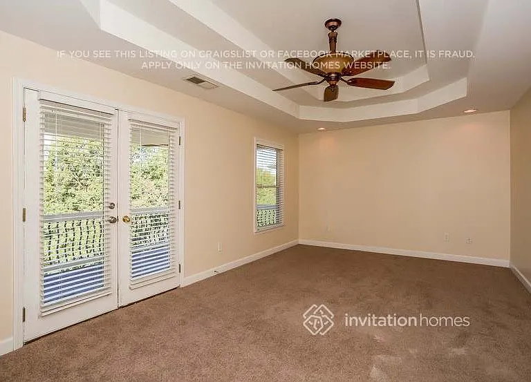 712 Connally St SE — Photo 13