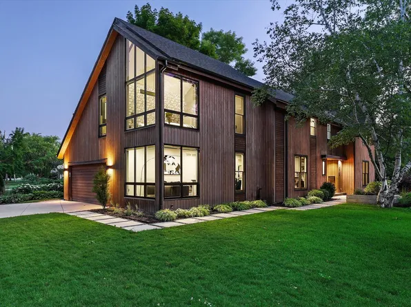 7050 North Belmont LANE, Fox Point, WI 53217