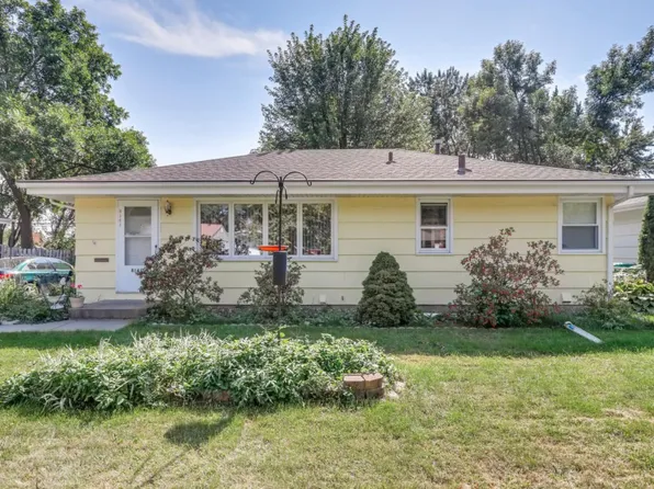 8141 30th Ave N, Crystal, MN 55427