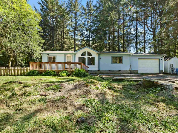 1835 Beech St, Crescent City, CA 95531