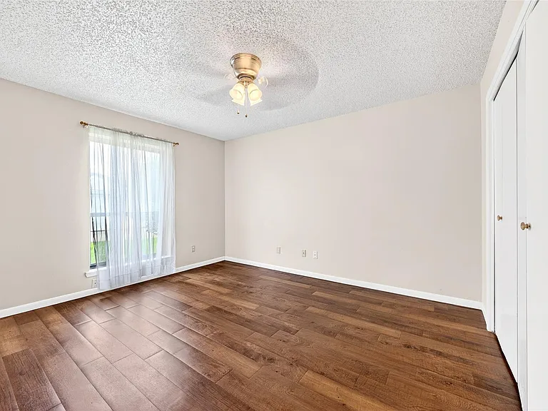 11103 Bellerive Dr — Photo 24