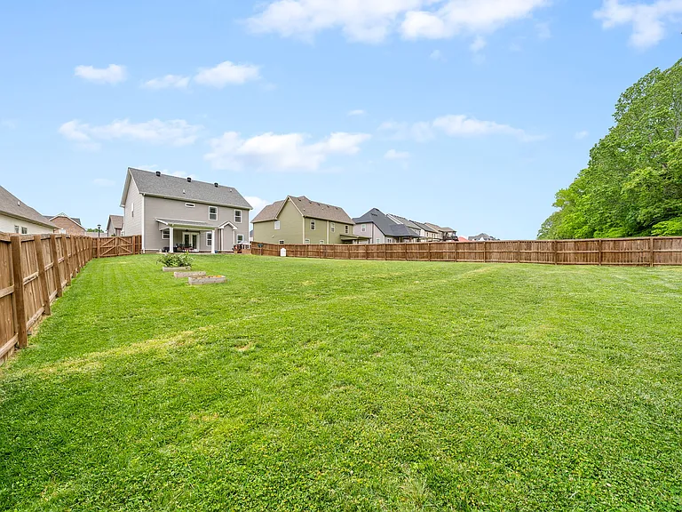 1607 Ellie Piper Cir — Photo 31