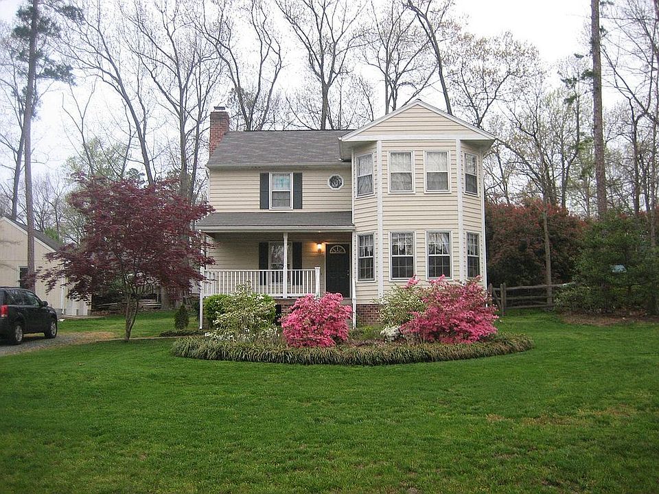 11006 Crofton Circle