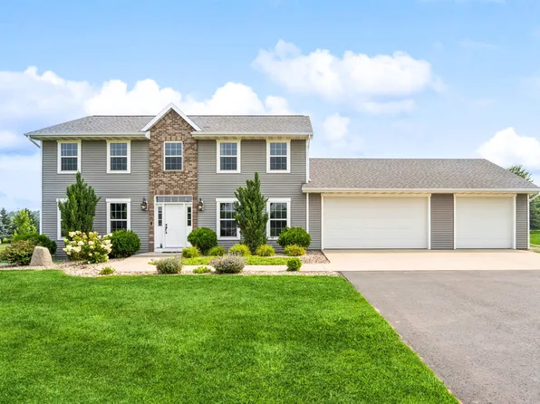 W7189 Wild Turkey Ln, Shiocton, WI 54170