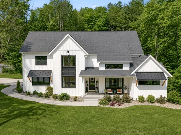 7066 Northstar Ave, Kalamazoo, MI 49009