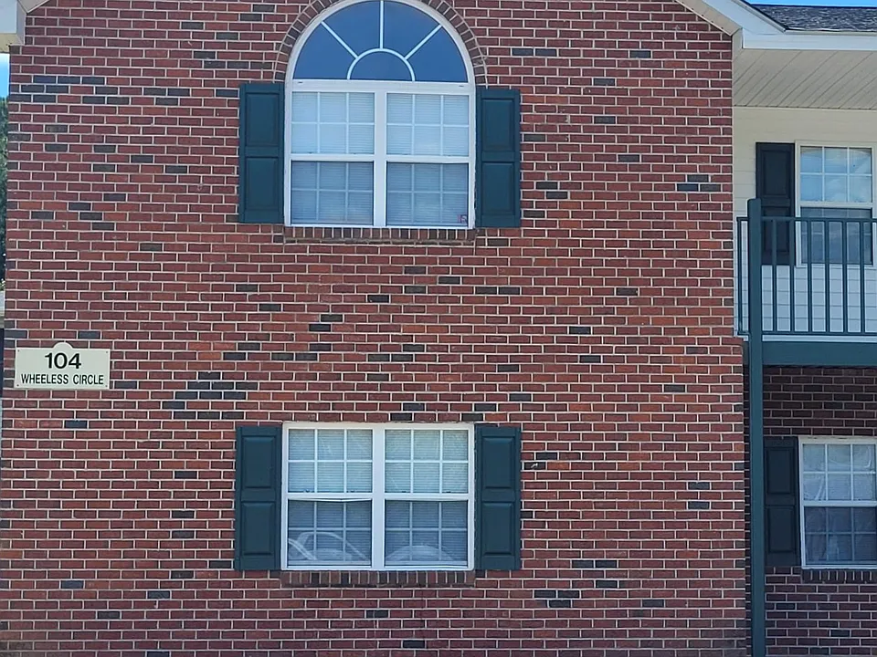 104 Wheeless Cir #I