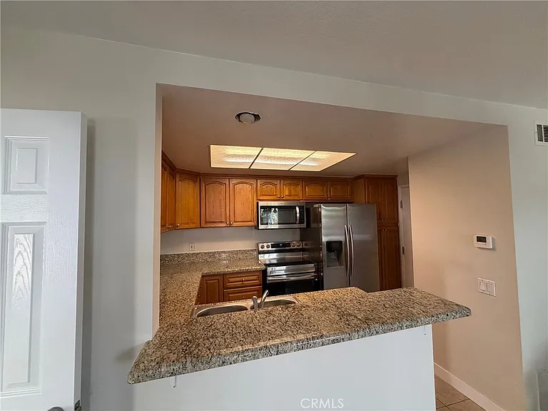 483 Deerfield Ave — Photo 8