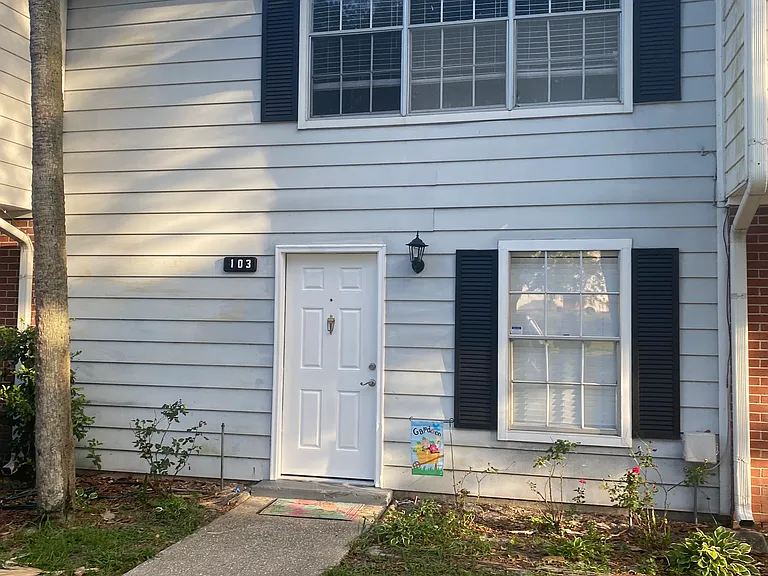 103 Kettering Way — Photo 1