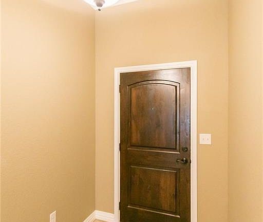 4th image of 4909 Durham Cir