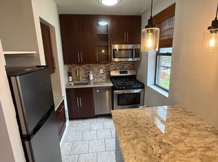 11 Greenridge Ave UNIT D-1, White Plains, NY 10605