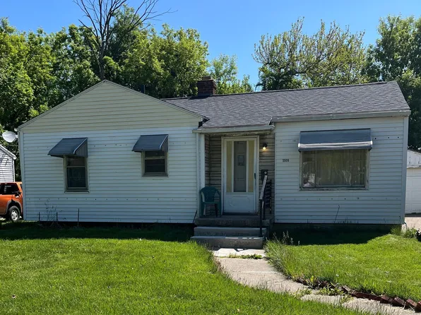 5506 Granville Ave, Flint, MI 48505