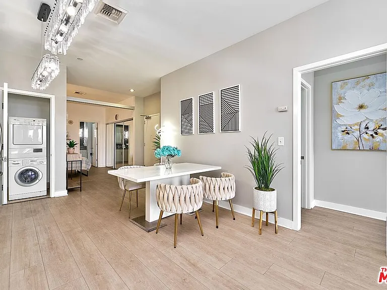 3810 Wilshire Blvd #408 — Photo 7