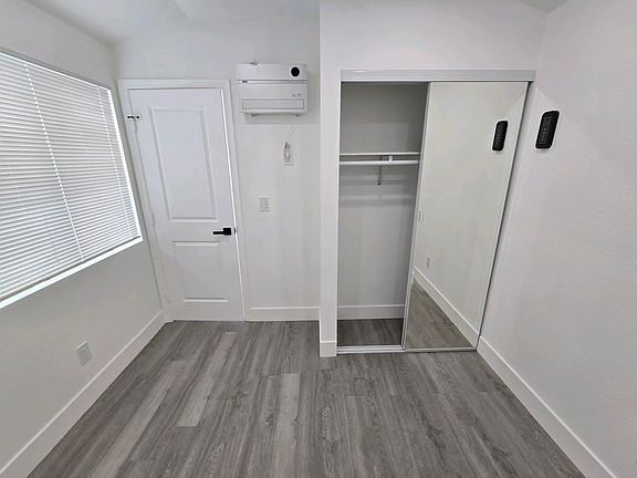 5th image of 445 25th St #5