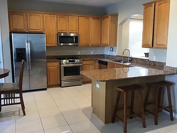 5th image of 2613 Pawnall St