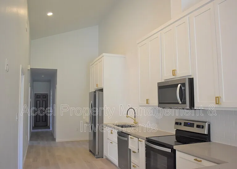 2120 Date Palm Ave #A — Photo 4