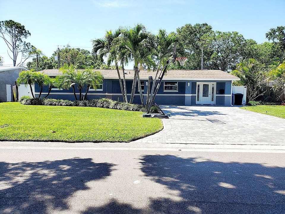 1st image of 3938 Porpoise Dr SE