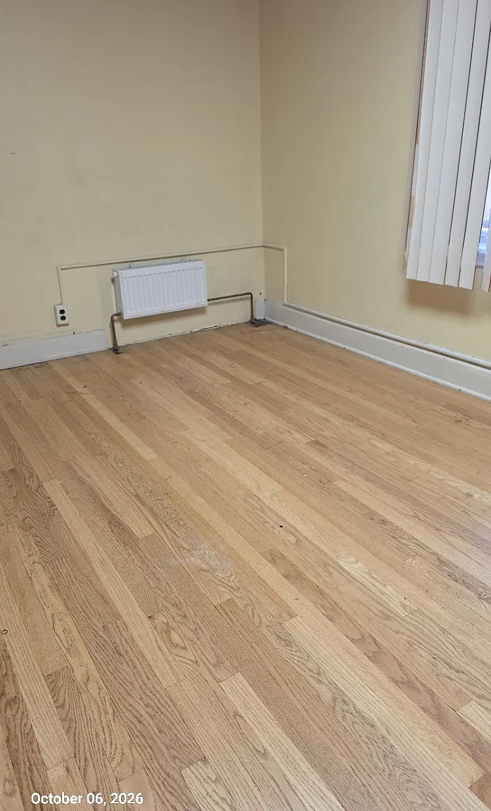 4 bed, 800 sqft, $1,500 — Photo 1