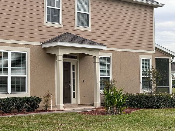 3rd image of 6772 Roundleaf Dr