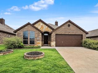 314 Rolling Meadow Dr, Wilmer, TX 75172