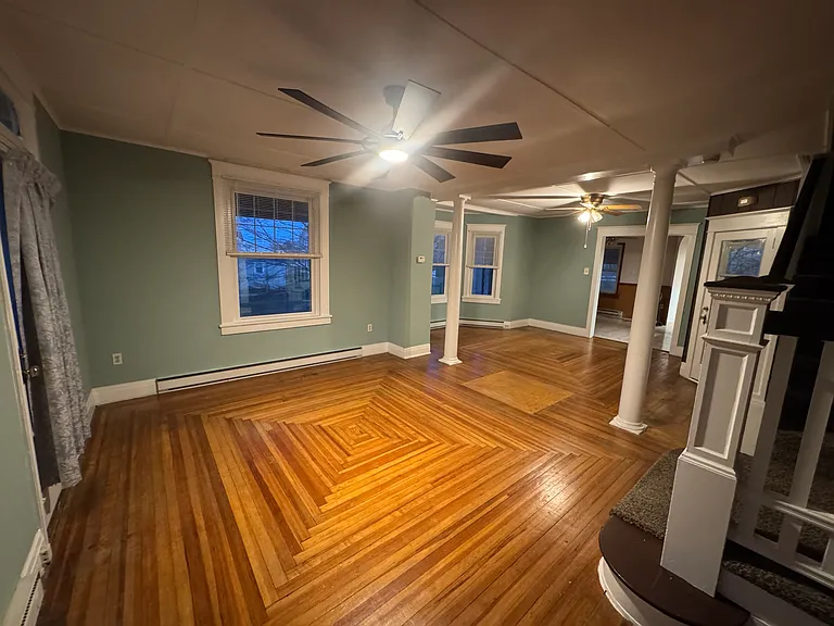 2214 Main St — Photo 16