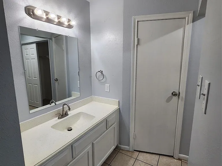 5003 Maurita Dr — Photo 14
